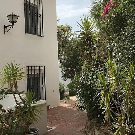 Casa11 - Oasis De Capistrano Nerja